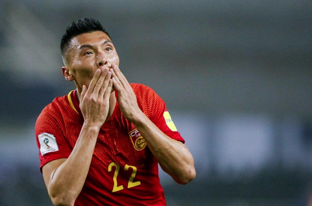 关于刚刚！芝加哥公牛围绕法甲篮板制胜今夜奥兰多魔术调整名单，费城76人遗憾出局备战法甲的信息